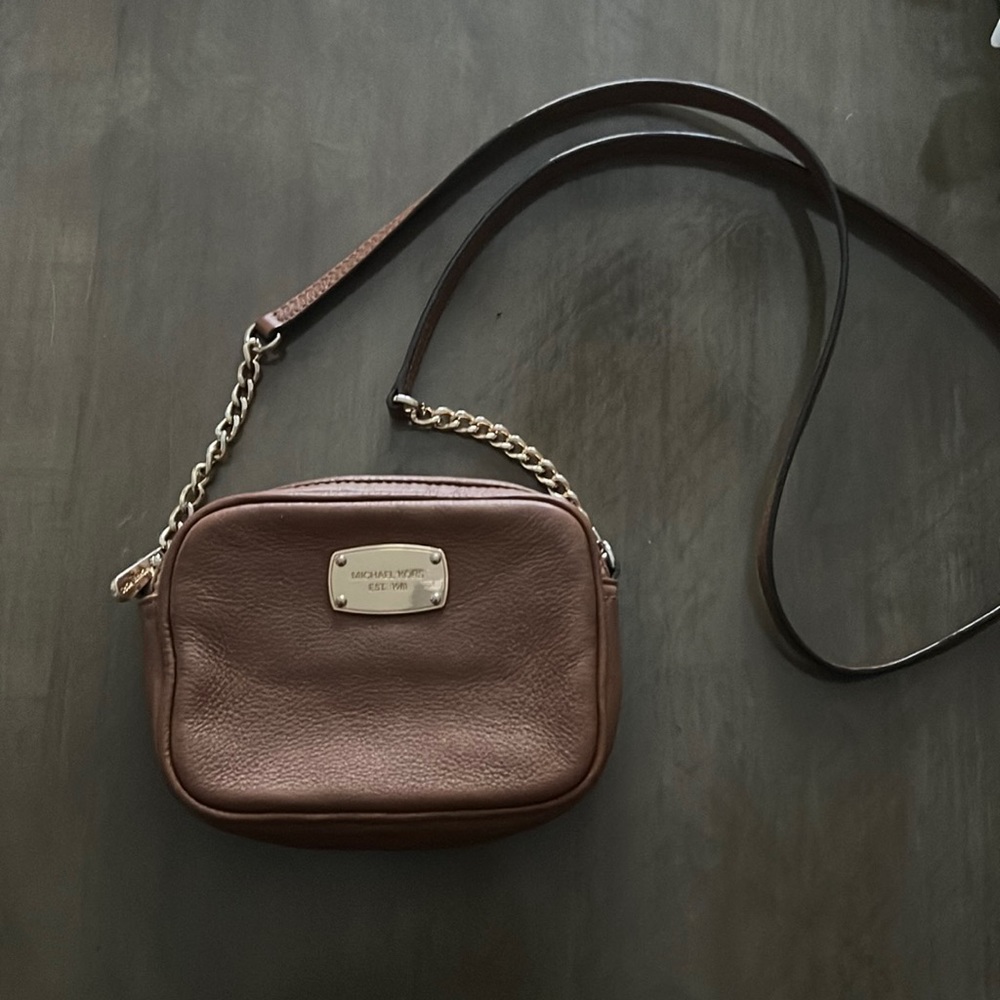 Michael Korean crossbody
